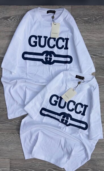 T-shirts blancs imprimés