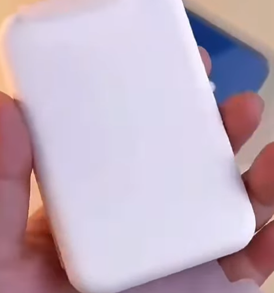 POWERBANK MAGSAFE, CHARGE sans fil super pour Iphone  