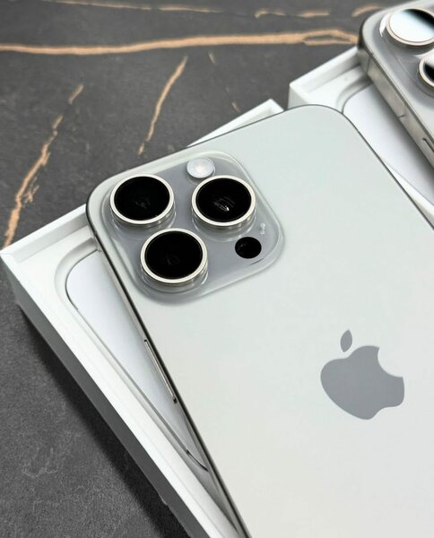 IPHONE 15 PRO MAX