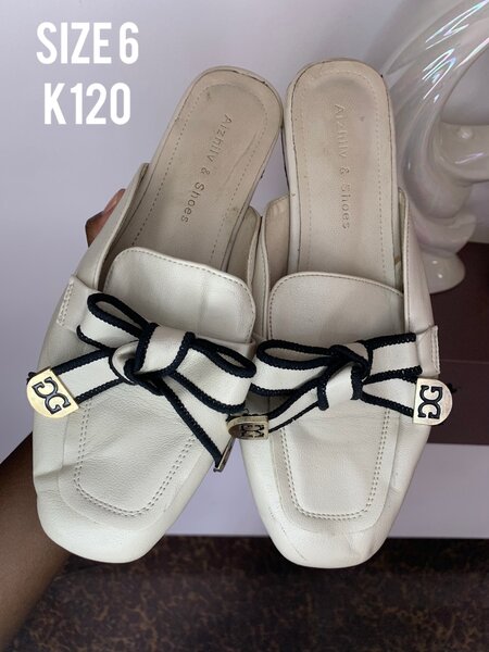 Thrift shoes