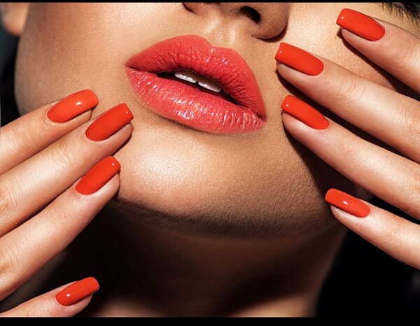 LA LAMPE UV ONGLES