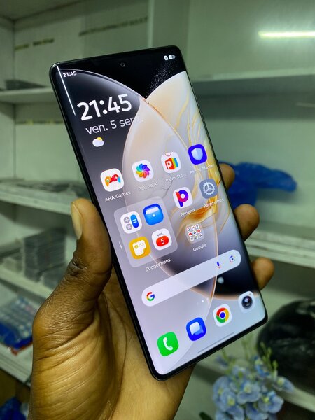 CAMON 30S