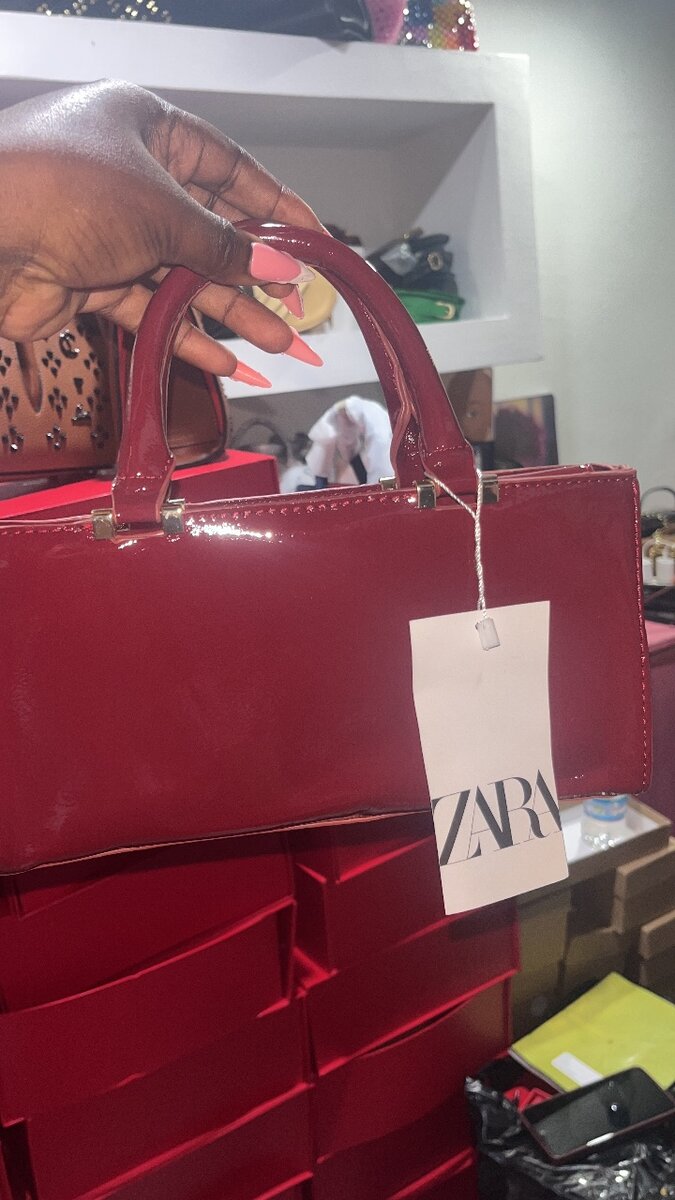 Sac à main brillant Zara