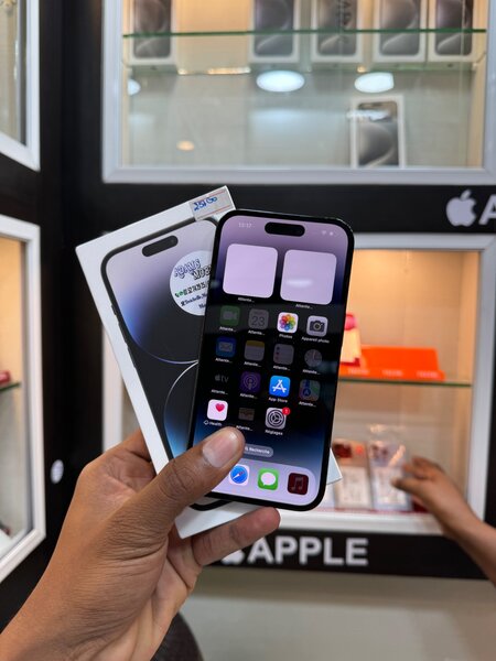 iPhone 14 pro 256go
