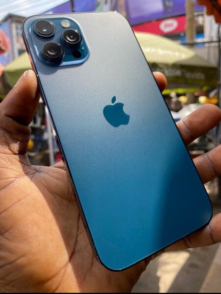 iPhone 12 Pro Max