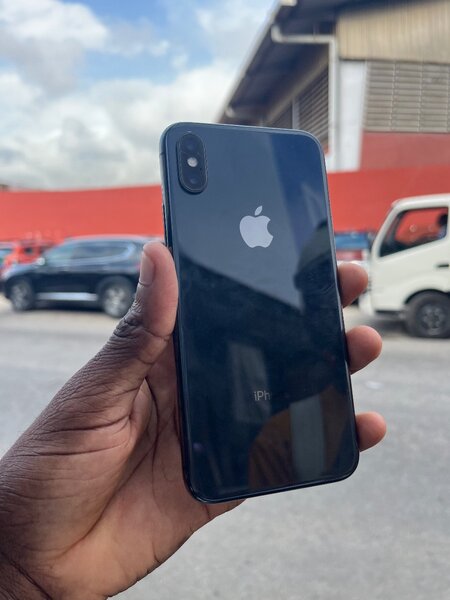 IPHONE X SIMPLE