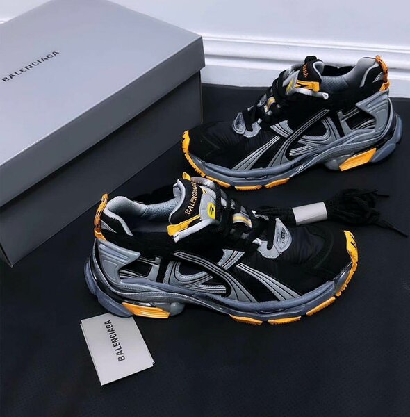 Balenciaga Sneakers