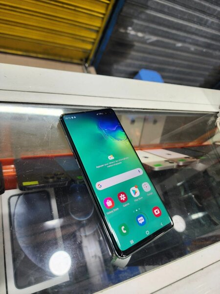 Galaxie s10 plus 128giga