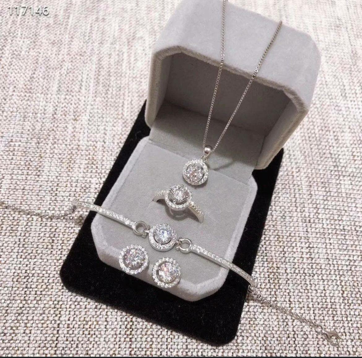 JEWELRY SET