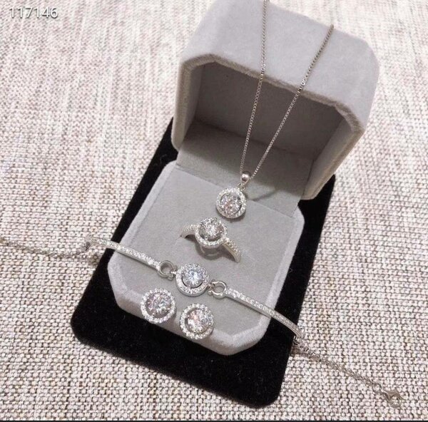 JEWELRY SET