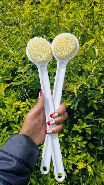 Bath brushes