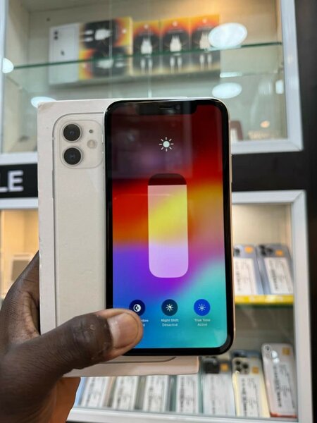 iPhone 11 simple