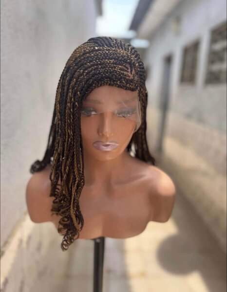 Perruque tresse