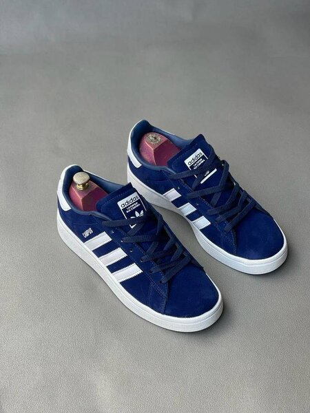 Adidas campus