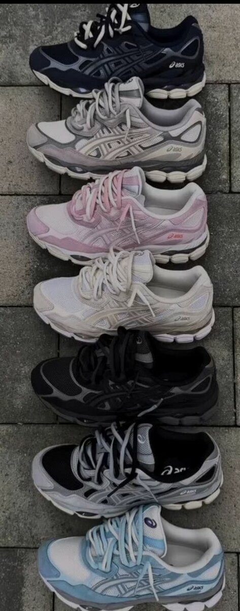 Chaussures de sport ASICS femme