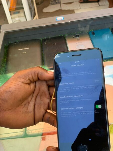 iPhone 7+ 128 gig