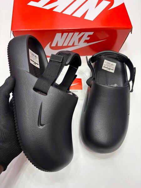 Nike calm slides