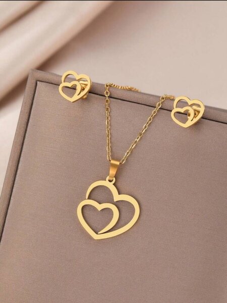 Double Heart Jewelry Set.