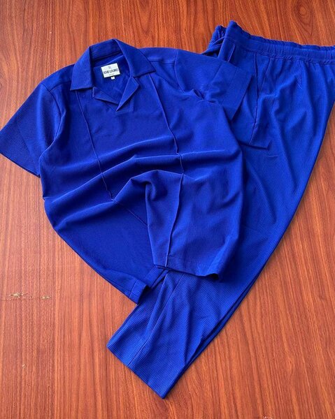 DESIGNER TOP/DOWN