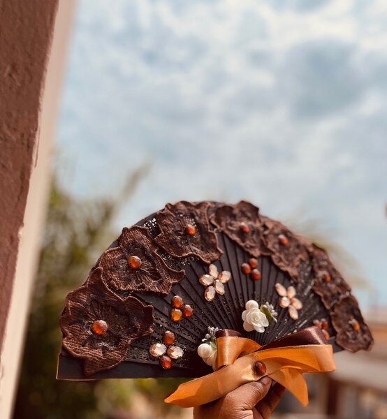 Bridal fan