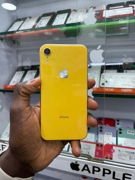 iPhone XR