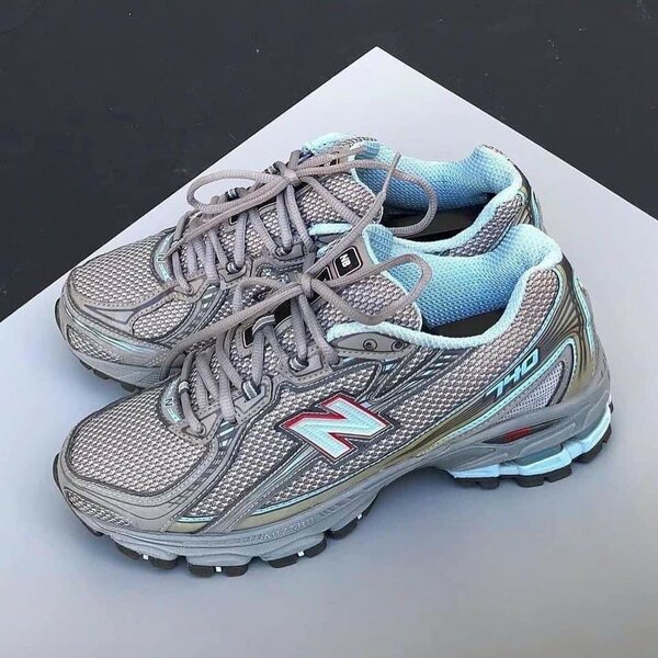 New balance 740