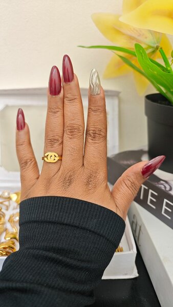 Bague élégante en inox