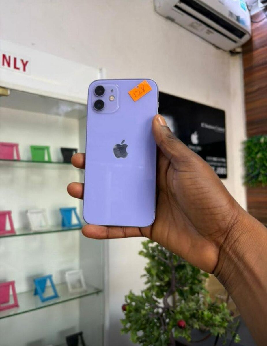 iPhone 11