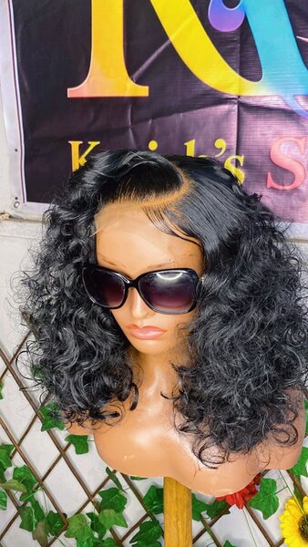 Bouncy wigs