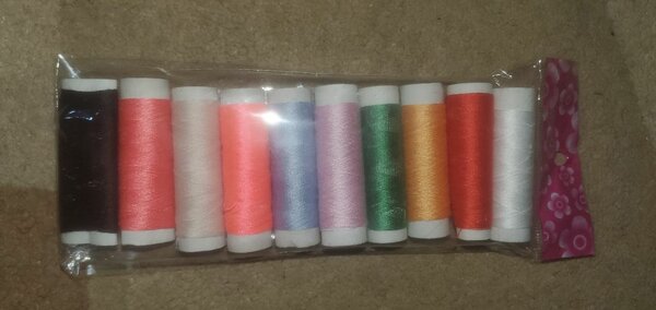 10 PCS  fils à coudre colorés