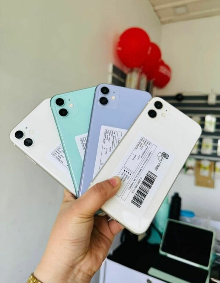 iPhone 11