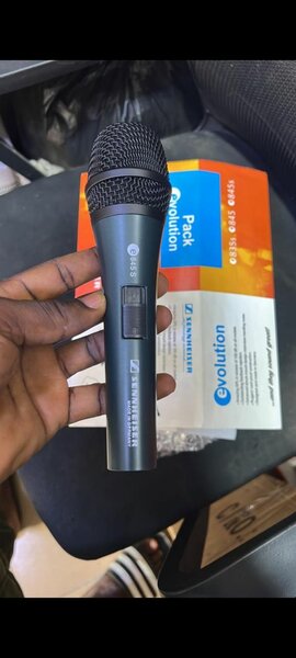 Microphone a fil sennheiser