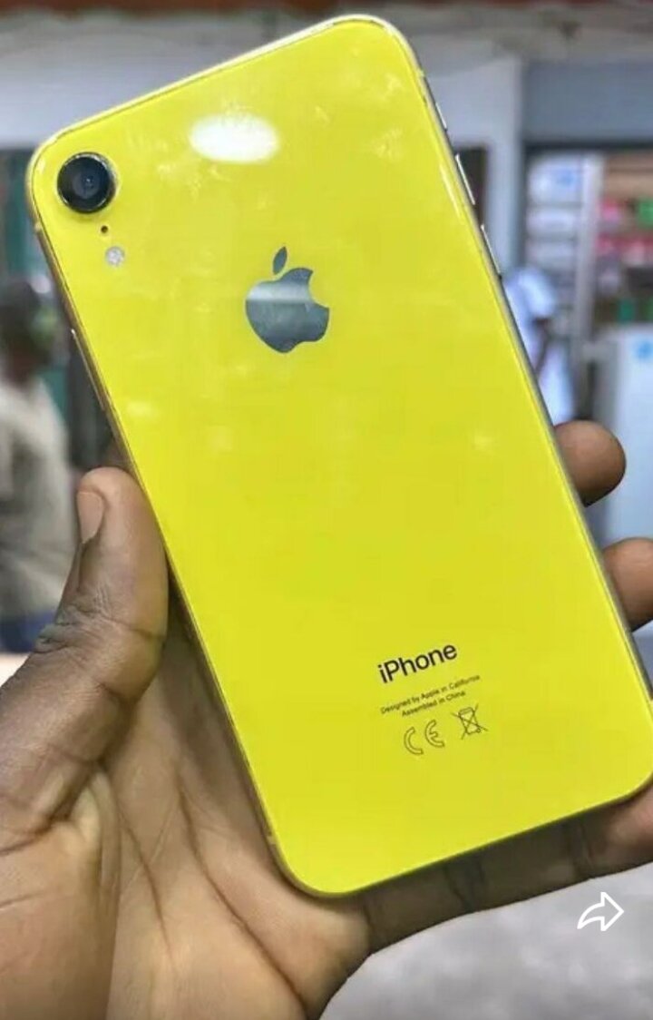 iPhone XR ou 12 Pro Max