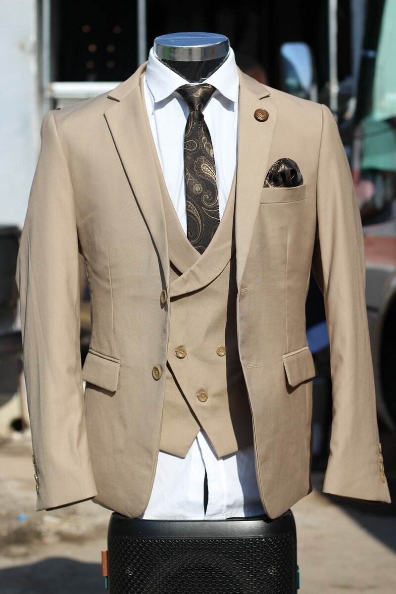 Suit