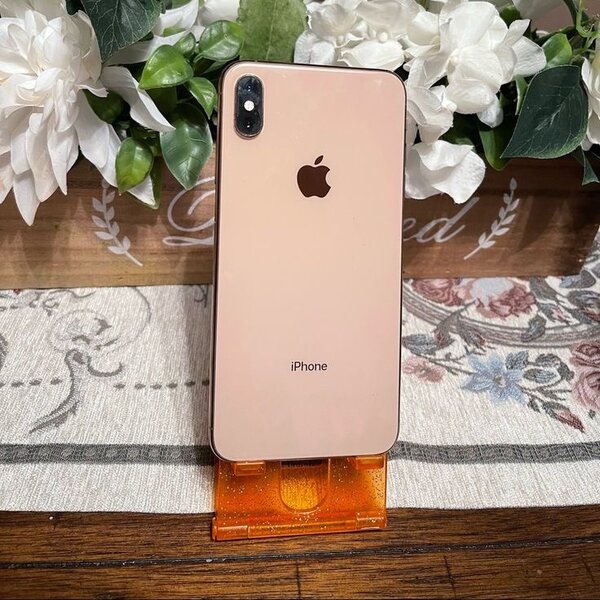 iPhone X MAX UK use