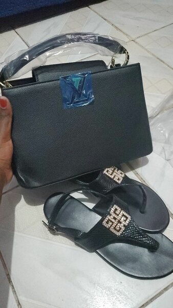 hand bag