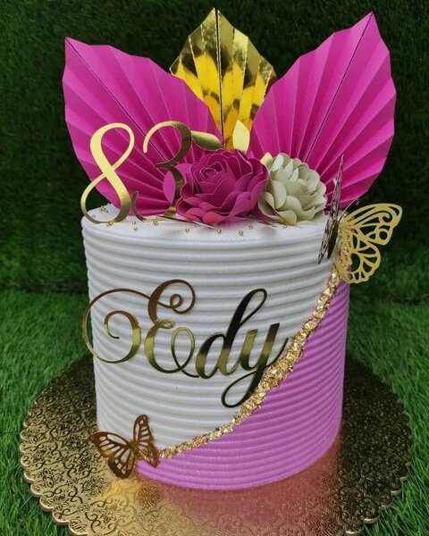 Cake and flowers