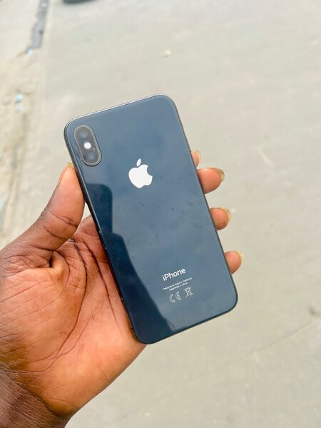 iPhone X 64 G
