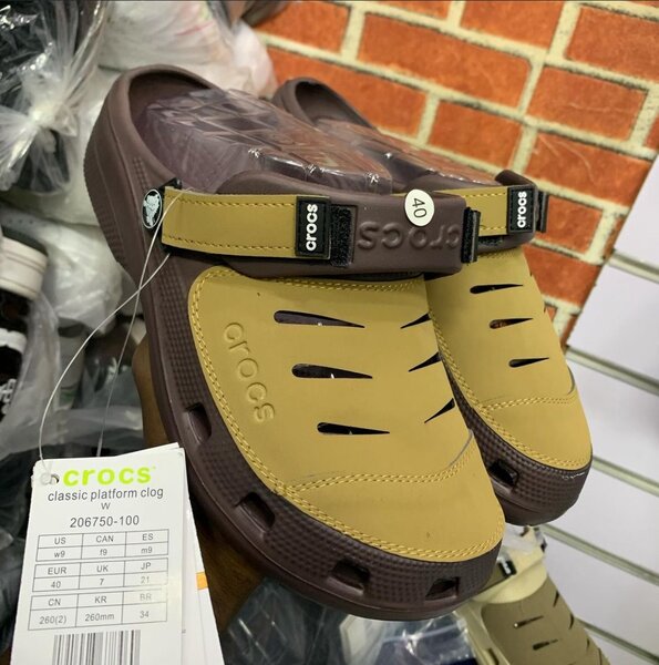 Crocs