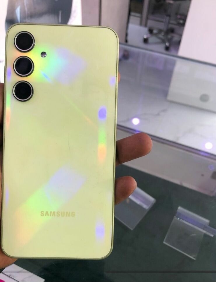Samsung A35