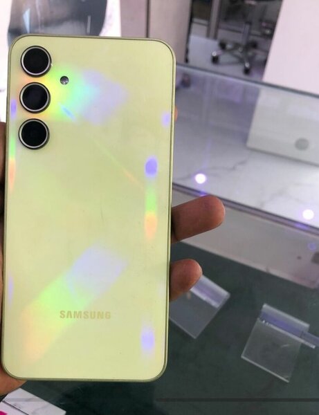 Samsung A35