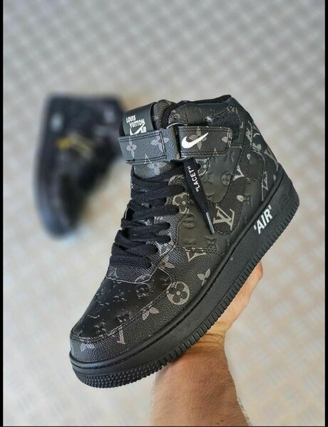 LV × NIKE AIRFORCE 1