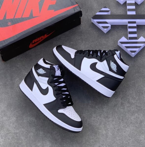 Air Jordan Retro 1