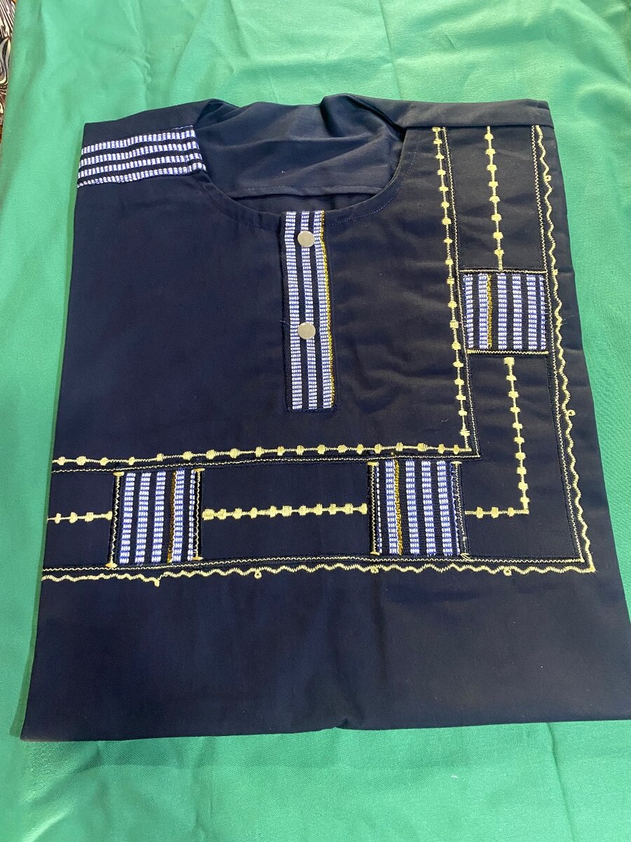 Chemise Traditionnelle Homme Élégante