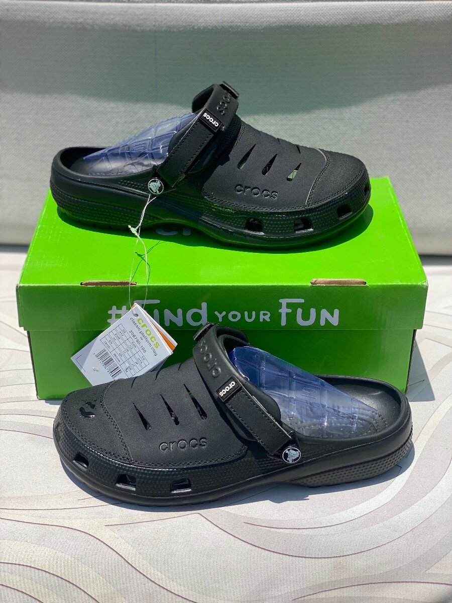 Crocs (leather )