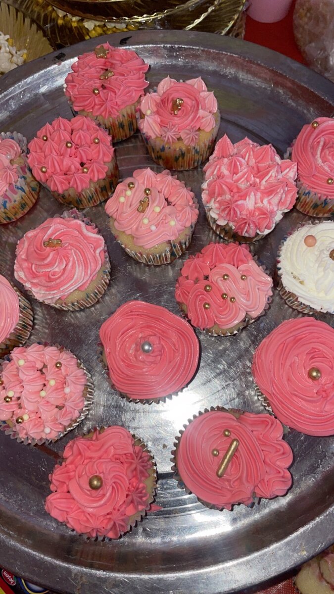 6 cup cake