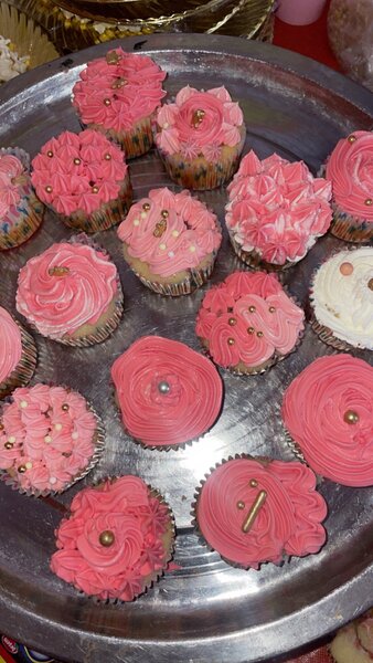 6 cup cake