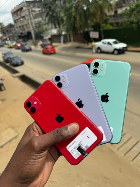 iPhone 11