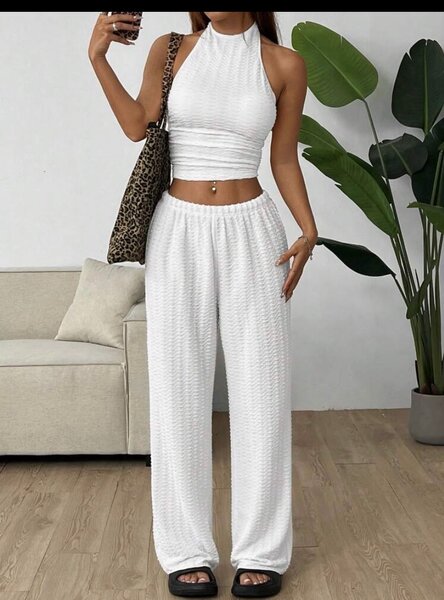 Ensemble blanc