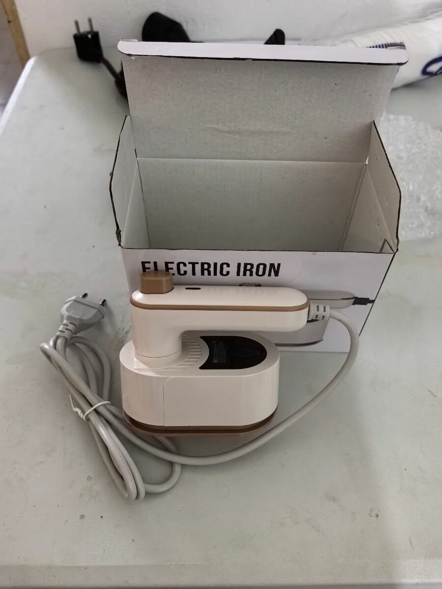 Mini iron